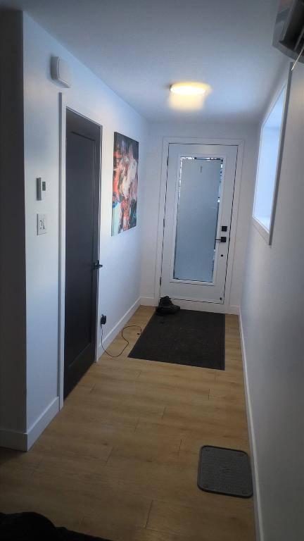 Beau 3 et demi récent ( 2025) Domaine sur le vert 1er mai 2026 | 3210461