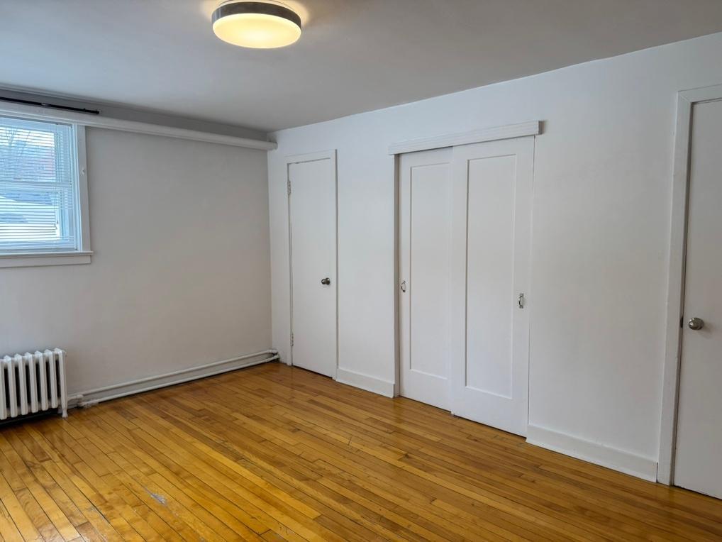 GRAND 3 1/2 À LOUER, CÔTE-DES-NEIGES, 1ER AVRIL | 3210463