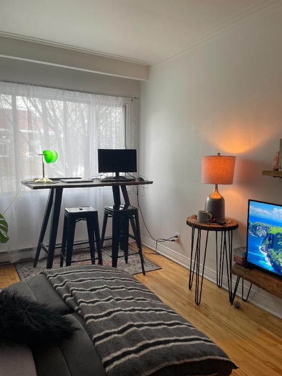 3 1/2 près tous services (Ville-Émard) - 1 er Avril | 3210481