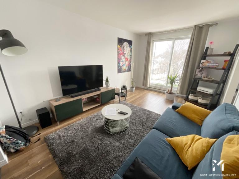 3 CH - 1 SDB - Lévis - $1,250 /mo | 3210509