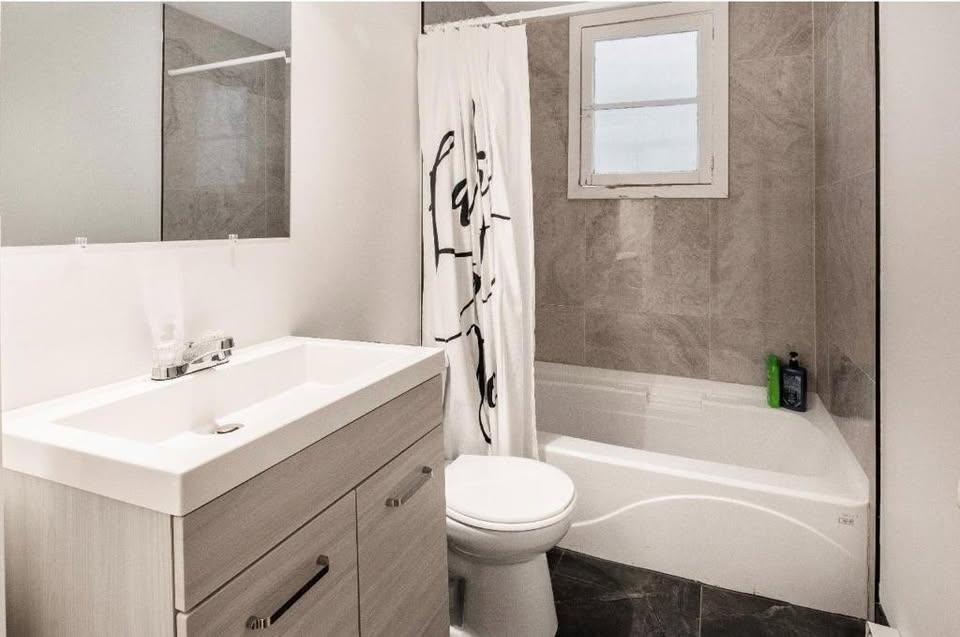 Appartement 4 1/2 - 2 chambres à coucher - 75 m² (817 p2), mois de mars 2026 gratuit | 3210537