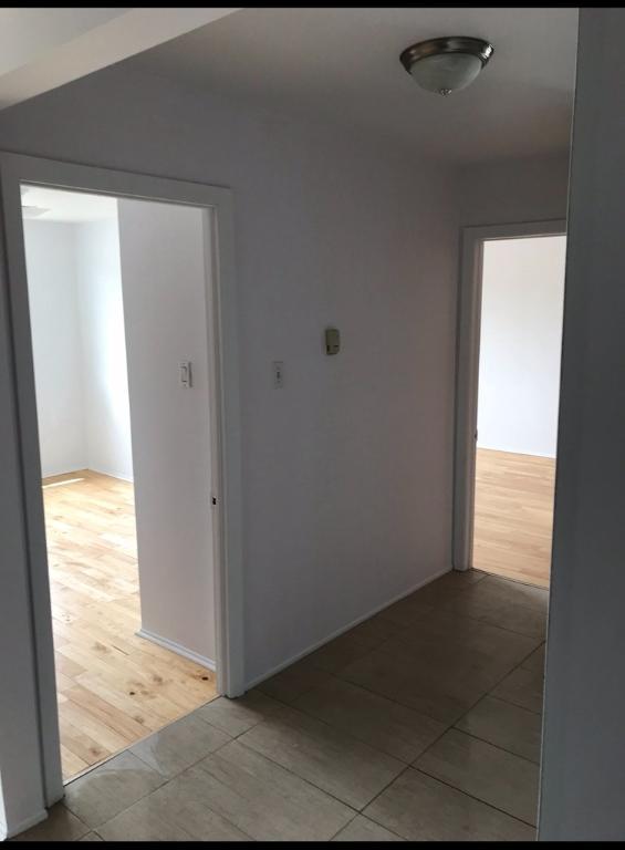 4-1/2 Longueuil (Le Vieux-Longueuil) $ 1 410 | 3210564