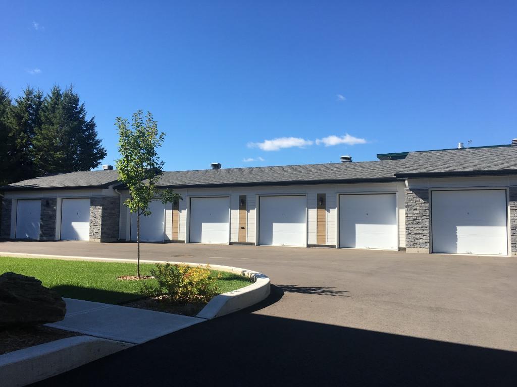 Appartement 4 1/2 au RDC à louer STYLE CONDO avec GARAGE (Joliette, Saint-Charles-Borromée) | 3210582