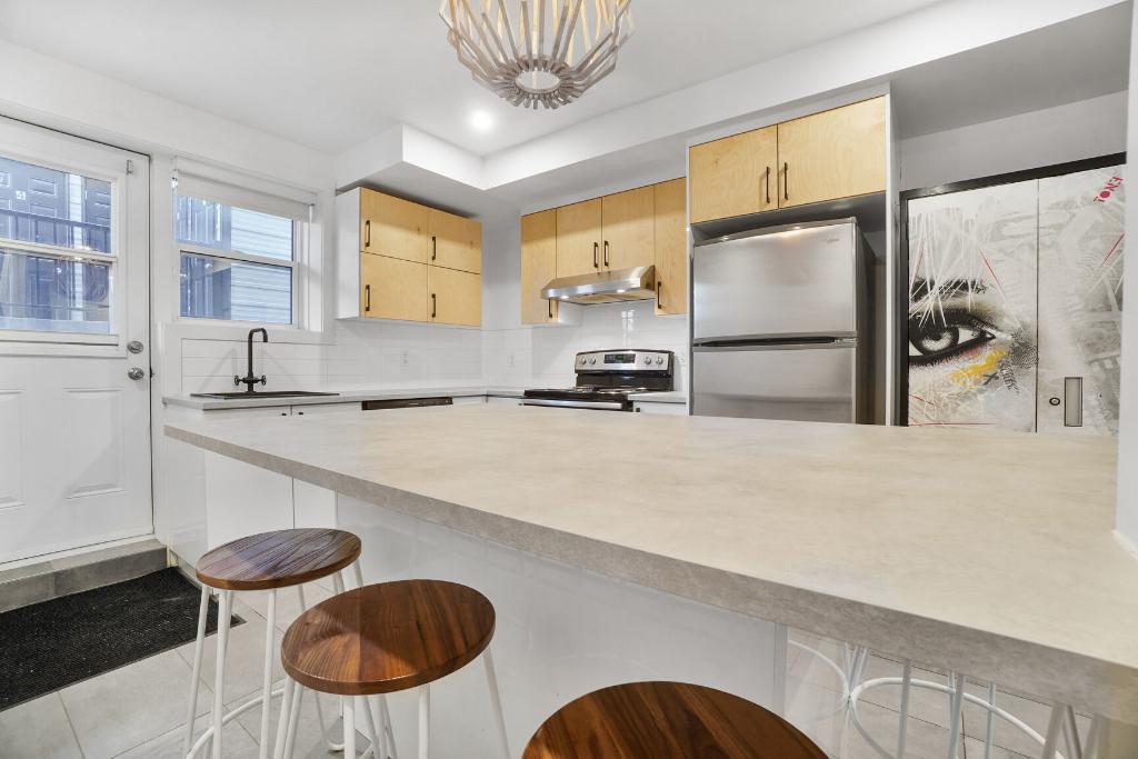 LOGEMENT 4 1/2 DISPONIBLE MAITENANT MONTRÉAL | 3210586