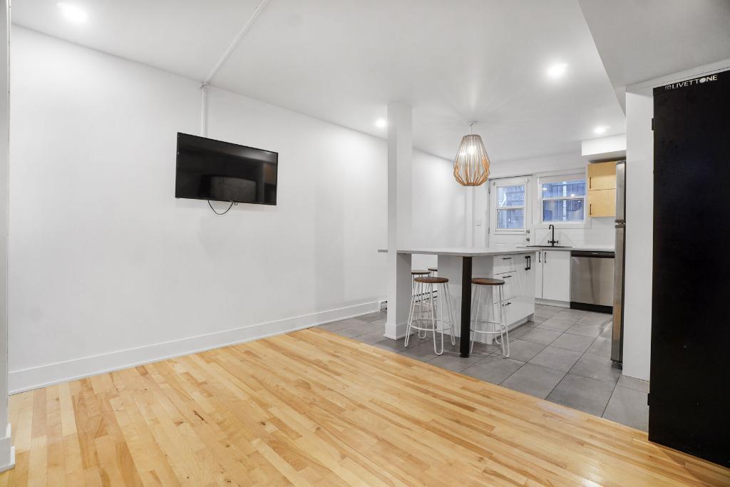 LOGEMENT 4 1/2 DISPONIBLE MAITENANT MONTRÉAL | 3210586