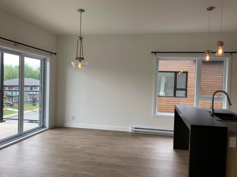 Appartement 4 1\2 Rez-de-chaussée | 3210600