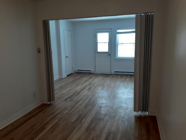 3 1/2 - Montréal (Ahuntsic) - 1 500 $/mois | 3210608