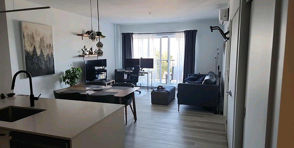 3 1\2 à céder pour le 1er juillet - dernier étage | 3210645