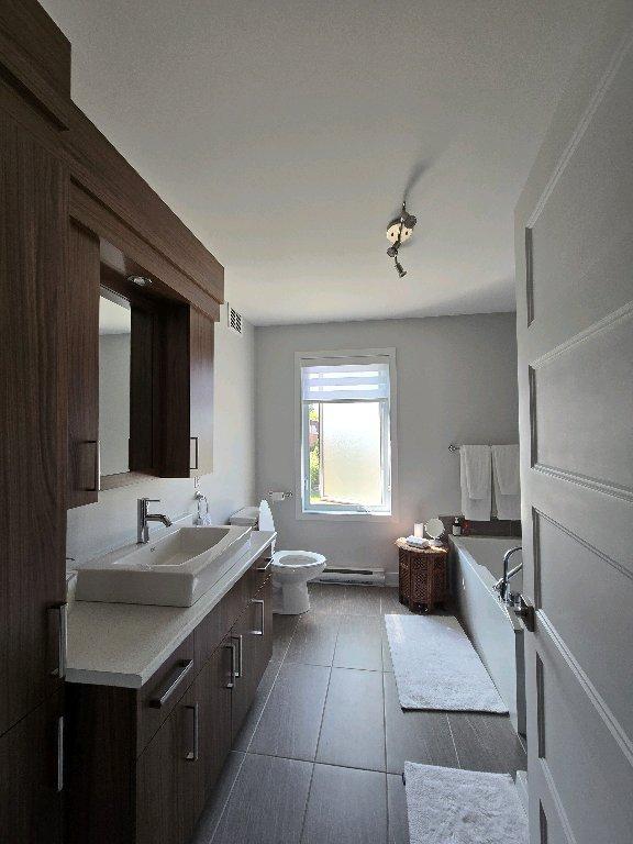 Appartement 51\2 à louer à Charlemagne | 3210654
