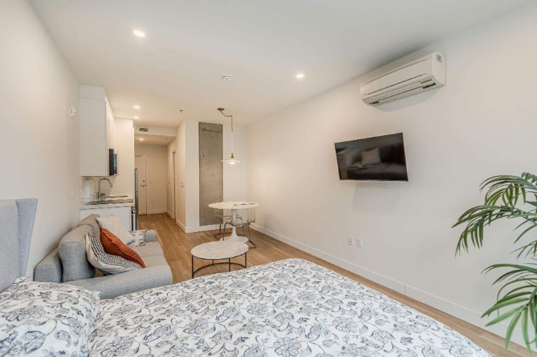 ✨ Loft à louer – Bishop Embassy (Centre-ville de Montréal) ✨ | 3210673