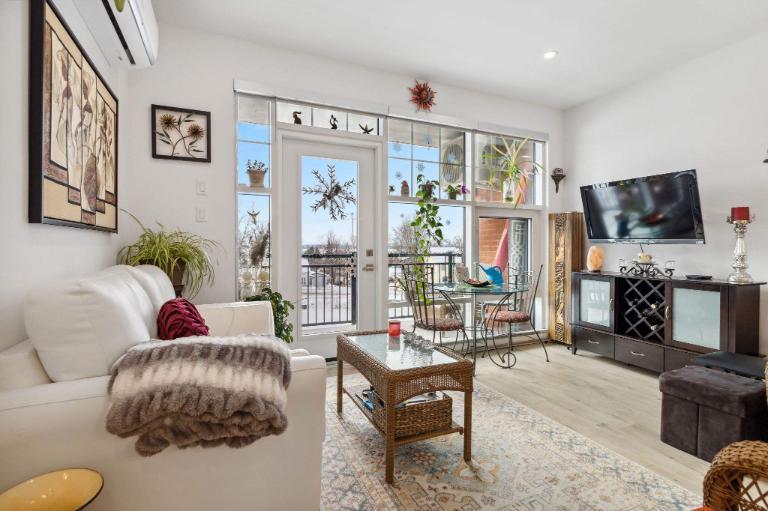 2 CH - 2 SDB - Gatineau - $2,200 /mo | 3210743