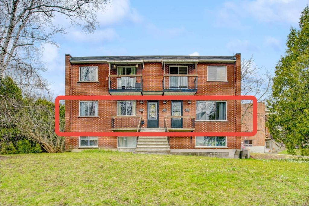 Grand appartement 5 et demi à louer à Rosemère | 3210752