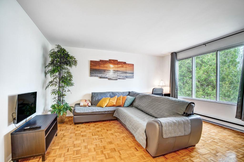 Grand appartement 5 et demi à louer à Rosemère | 3210752