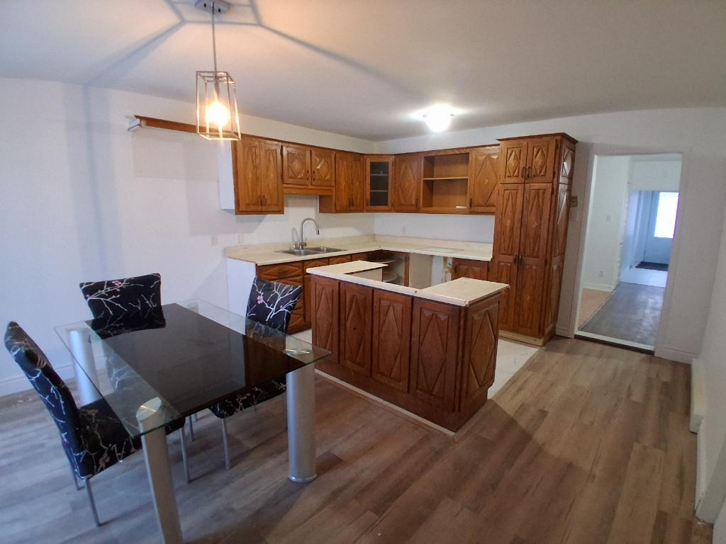 Lachine, 5 1/2 | 3210759