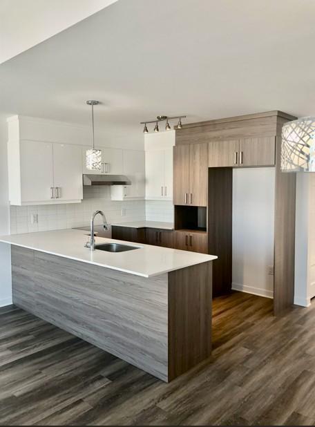 **SUPERBE 4,5 À LOUER LAVAL (Ste-Rose/Champfleury)** | 3210777