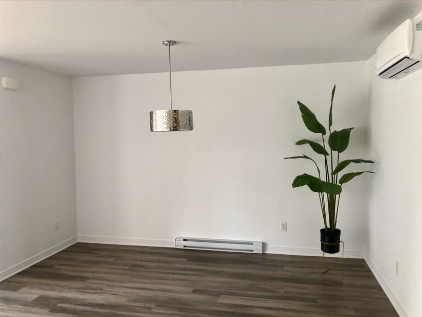 **SUPERBE 4,5 À LOUER LAVAL (Ste-Rose/Champfleury)** | 3210777