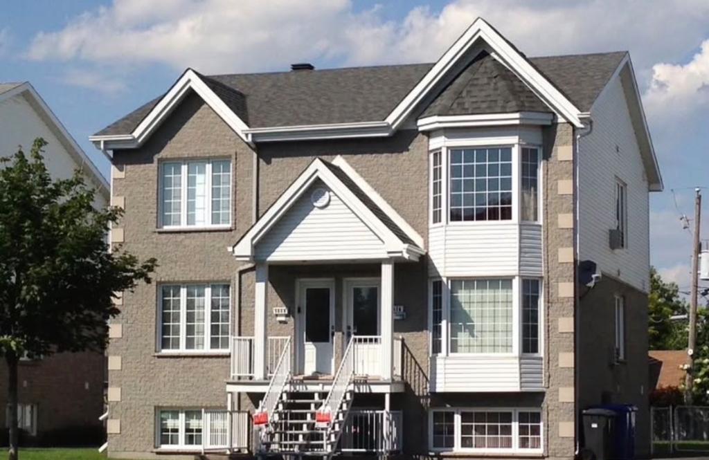 Grand 5 1/2 Aire Ouverte Haut de Triplex | 3210788