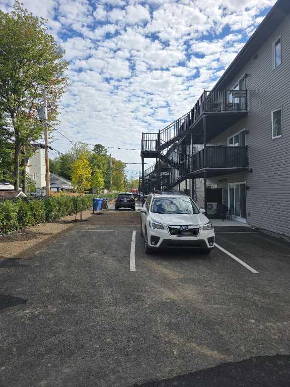 Logement 5.5 de luxe avec garage a louer | 3210825