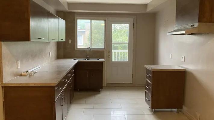 Lachine West / Upper Duplex / 3 Large Bedrooms / Front and Rear Balconies | 3210847