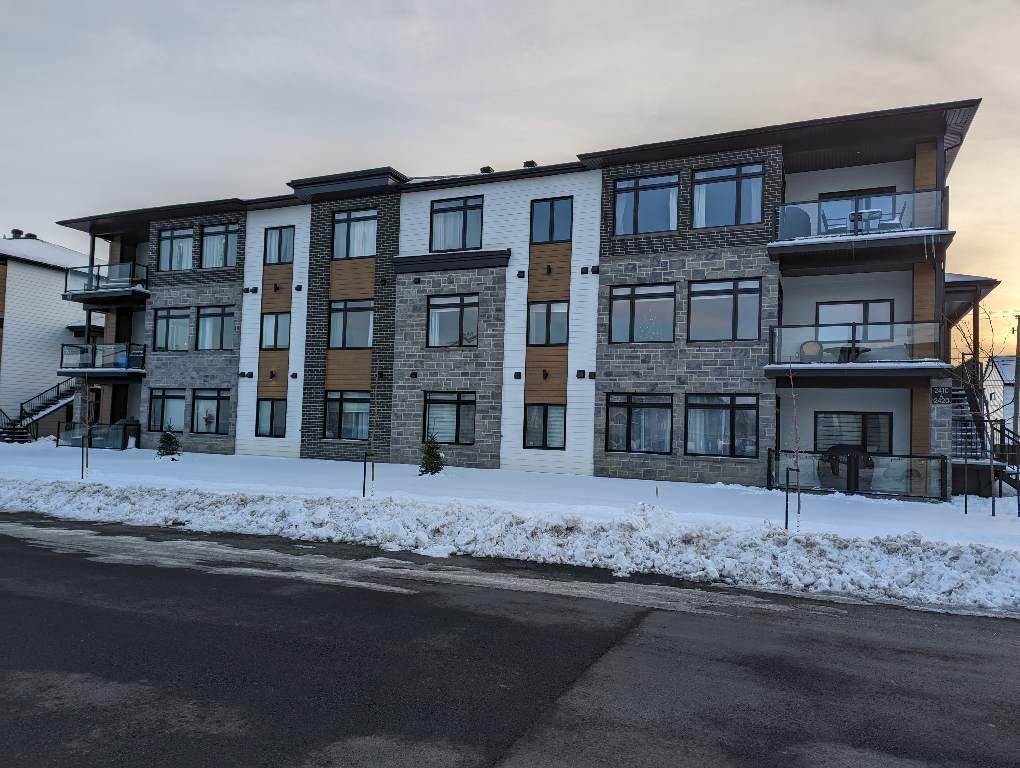 Superbe logement à louer au rez-de-chaussée JUILLET | 3210851