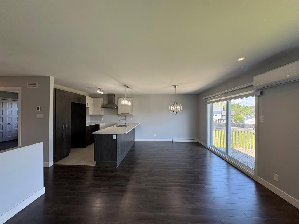 MAISON JUMELÉE AVEC GARAGE À LOUER - SOREL-TRACY | 3210877