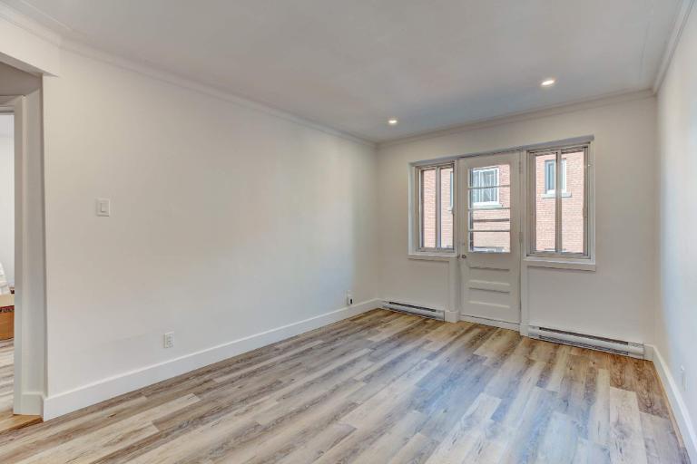 2 CH - 1 SDB - Montréal - $2,095 /mo | 3210896