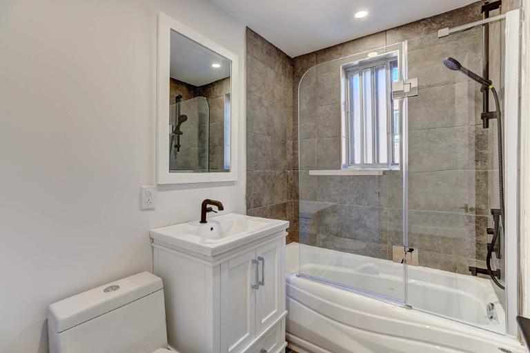 2 CH - 1 SDB - Montréal - $2,095 /mo | 3210896