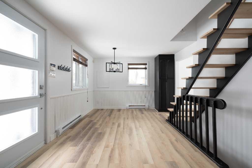 Maison sur 3 étages à louer | 3210905