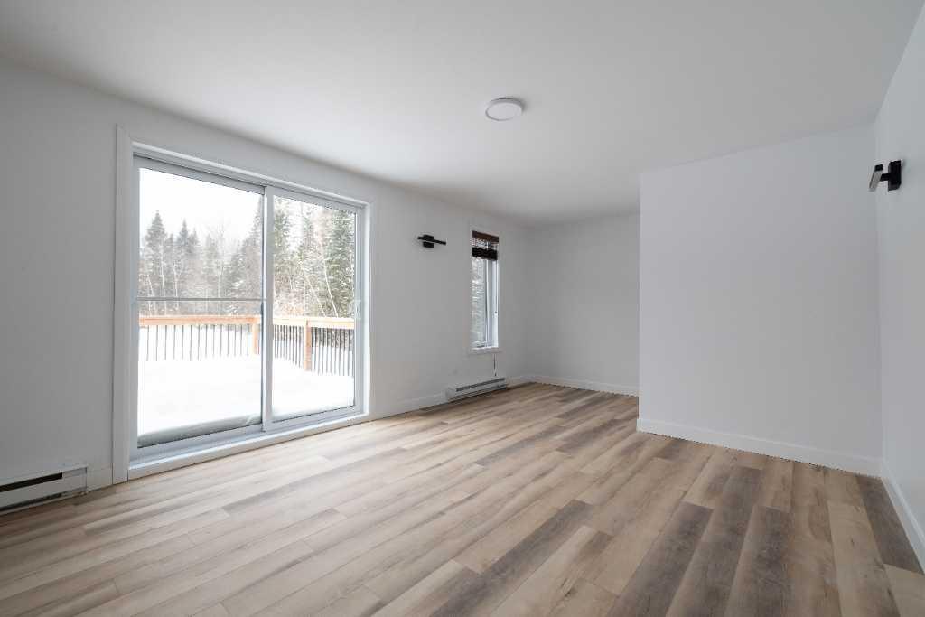 Maison sur 3 étages à louer | 3210905