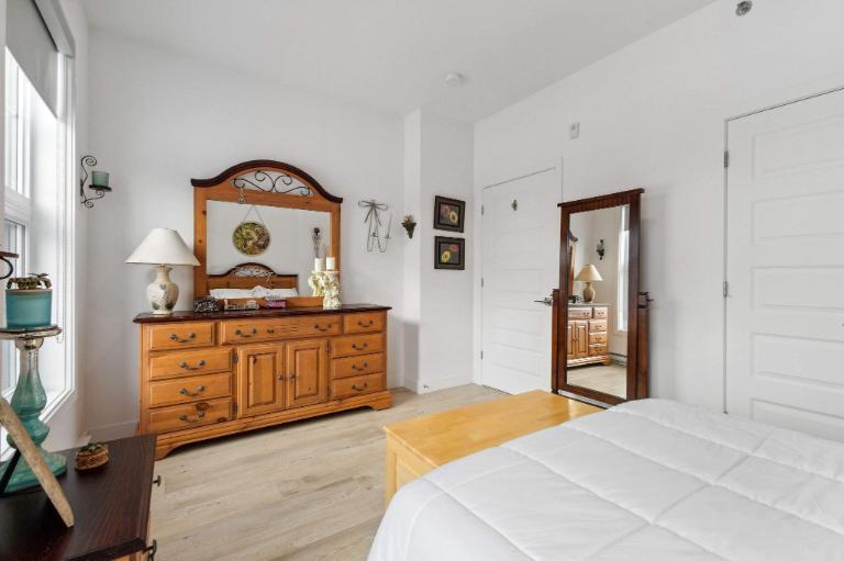 2 CH - 1 SDB - Gatineau - $2,500 /mo | 3210931