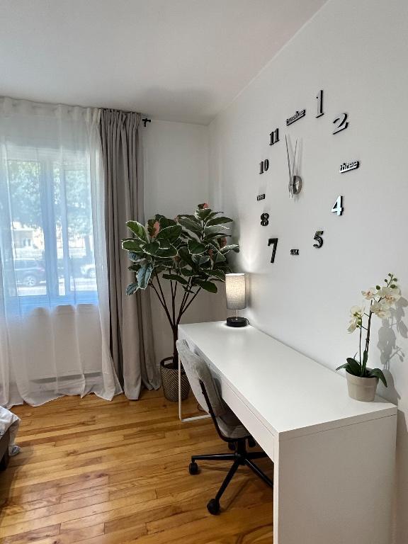 5 1/2 meuble Montreal près métro Université | 3210934