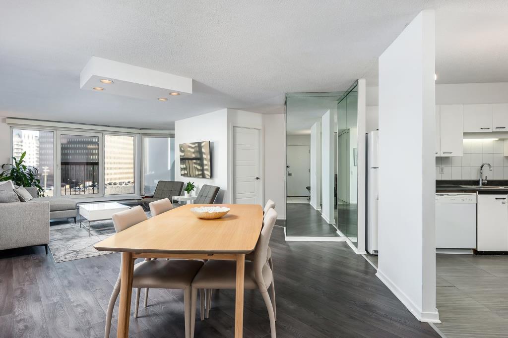 Large 5 1/2 - 3 Bd Room Saint-Laurent | 3210956
