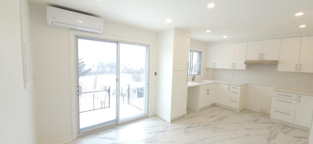 LOGEMENT À LOUER/ APARTMENT FOR RENT - 5 1/2 VILLE ST-LAURENT | 3210986