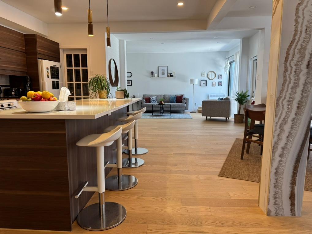 Grand 8½ entièrement rénové- Face parc Bélair- emplacement exceptionnel | 3210989