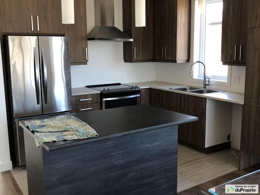 Jumelé haut de gamme a louer a Bromont (secteur Adamsville) | 3211021