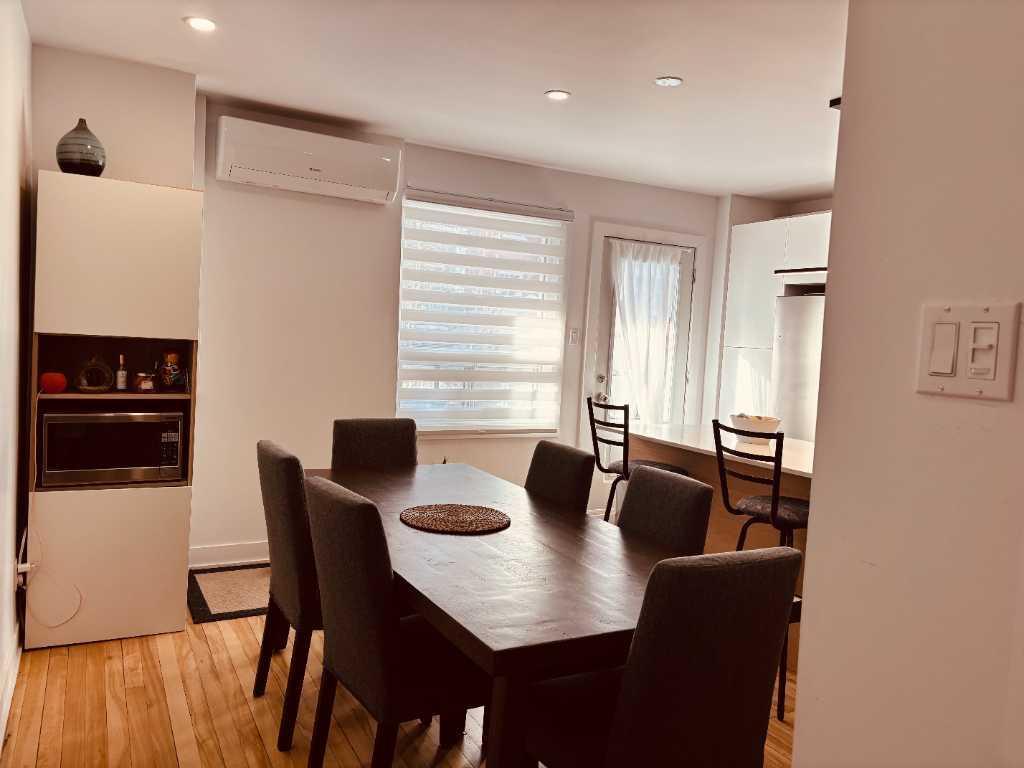 1er mois gratuit. Grand 7 1/2 , 5 chambres, semi meublé avec Cuisinière, Réfrigérateur, laveuse et sécheuse. | 3211024