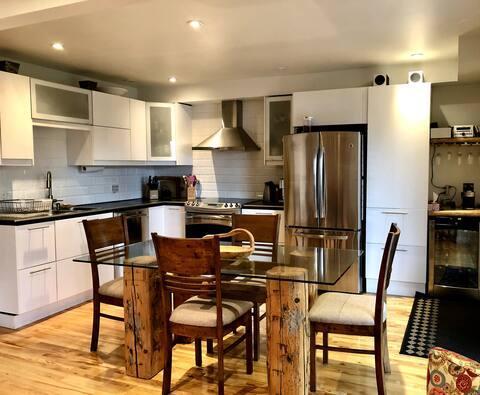 Au cœur du Petit Laurier (Grand 4 ½ ) avec Stationnement | 3211025