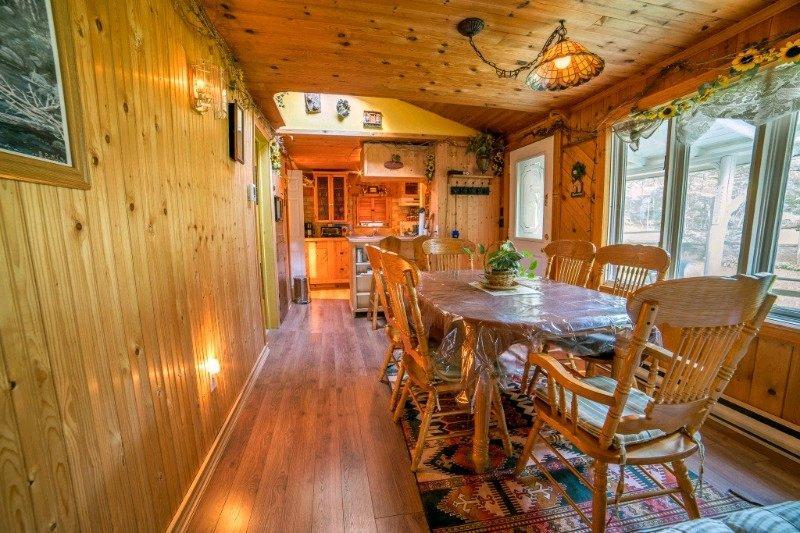 Chalet a louer magog Eastman- Orford URGENT mars-Estrie Canton de l'Est | 3211052