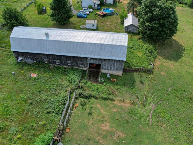 Montérégie - Domaine agricole production de bleuets et érablière sur 44,03 ha | Bâtiments : grange et petit chalet de chasse, à voir! | 3222826