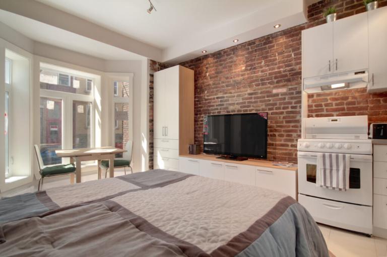 Loft entièrement meublé à louer Saint-Jean-Baptiste septembre 2026 | 3211381