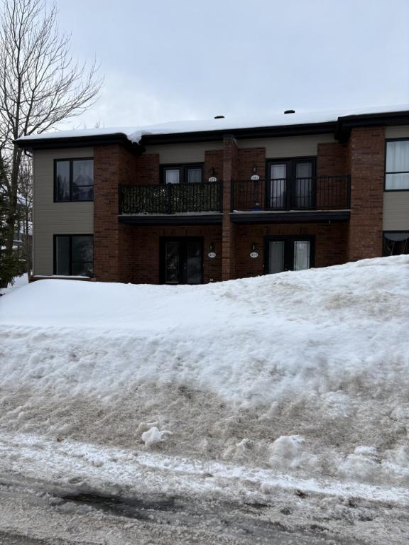 Logement 41/2 Rue Cours du Chevreuil Drummondville,Qc | 3211384