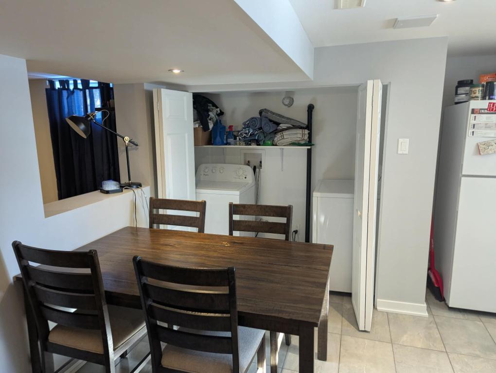 Joli 3 1/2 rénové à louer Fabreville Laval chauffage électricité inclu | 3211405