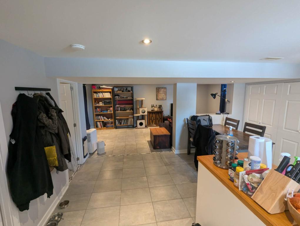 Joli 3 1/2 rénové à louer Fabreville Laval chauffage électricité inclu | 3211405