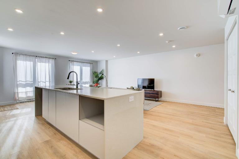 2 CH - 1 SDB - Huntingdon - $1,250 /mo | 3211410