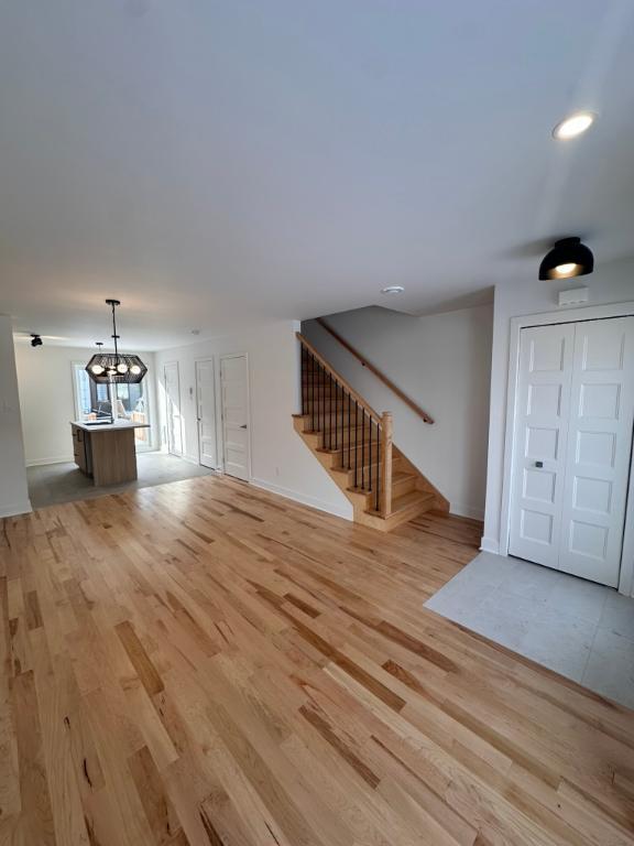 Maison de ville neuve à louer (Saint-Jacques) | 3211482