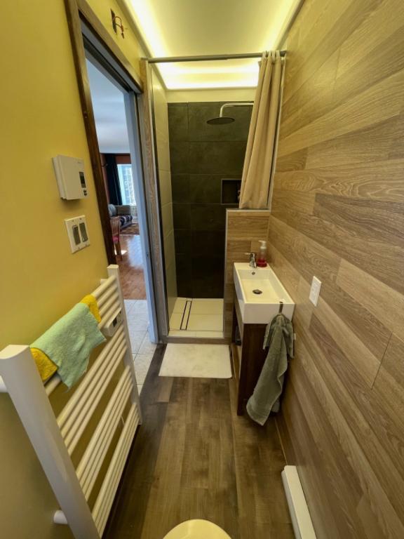 Maison de ville à louer, Fabreville | 3211534