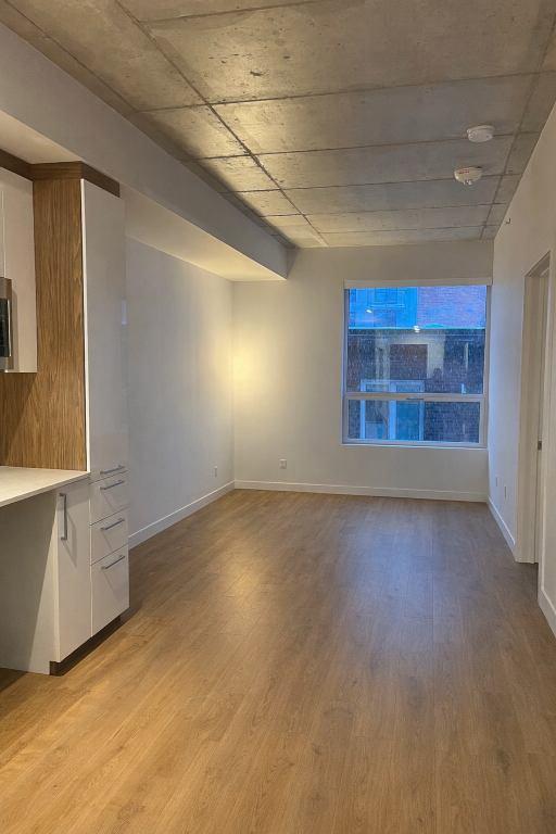 Appartement 3 1/2 (520 pi2) | 1 chambre et 1 sdb (Reprise de bail) (Downtown Montréal) | 3211537