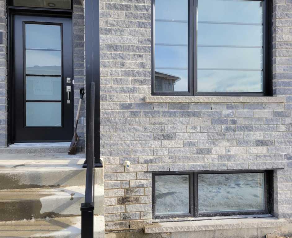 3 Beds 2 Baths - Townhouse | 3211539