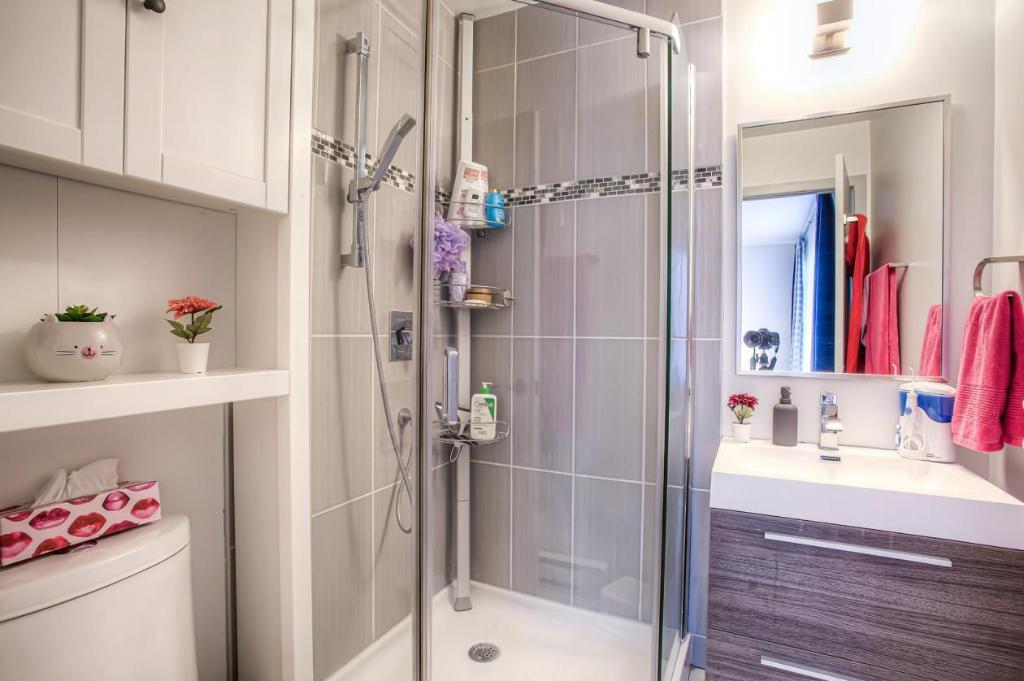 7 et demi a louer a sainte-rose laval (4 chambres 2 salles de bain) | 3211547