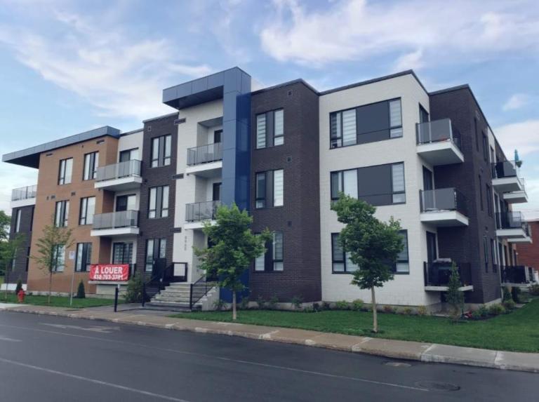 2 chambres 2 sdb à louer Lasalle coté parc/canal + 1100 P.C | 3211548